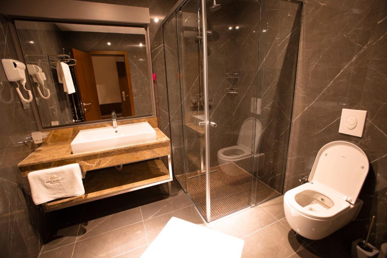 Hotel Prishtina Pristina Esterno foto