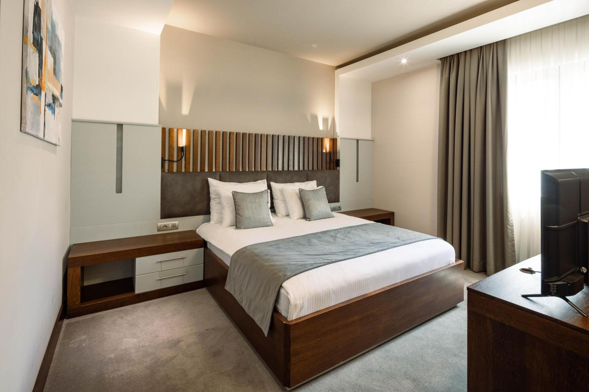 Hotel Prishtina Pristina Esterno foto
